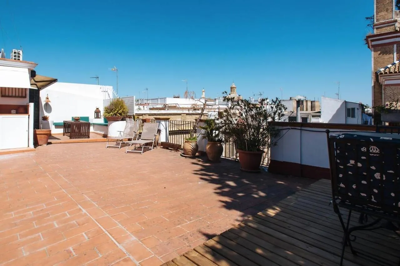 דירות סביליה Penthouse Private Terrace, Near Cathedral, And To Real Maestranza 0*,  ספרד